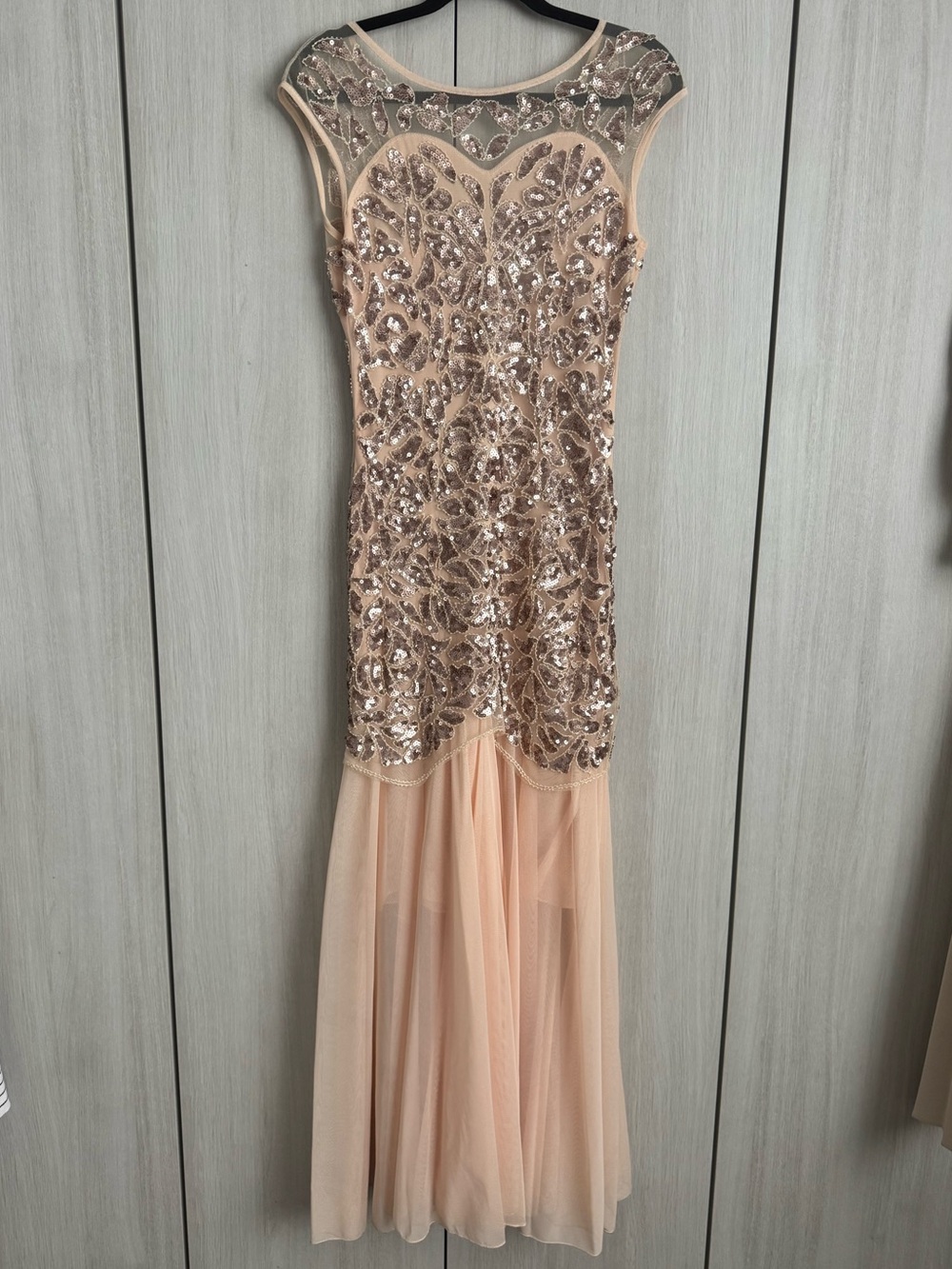 Blush Sequin Appliqué Prom Gown with Tulle Skirt Sz S